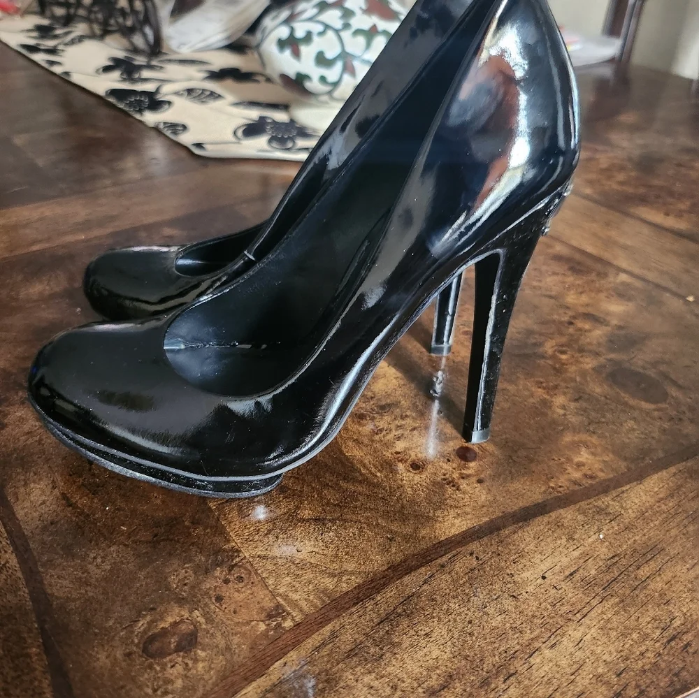 Tory Burch Jude Patent Platform Heels size 7